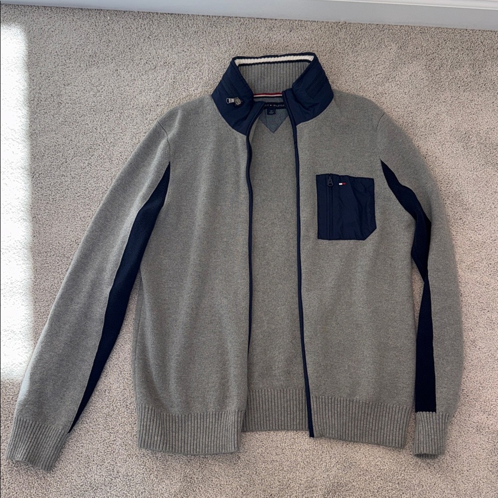 Tommy Hilfiger Sweater Jacket - Men’s small - Picture 4 of 7